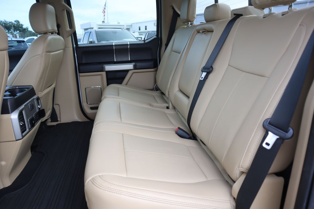 2021 Ford F-350 photo 23