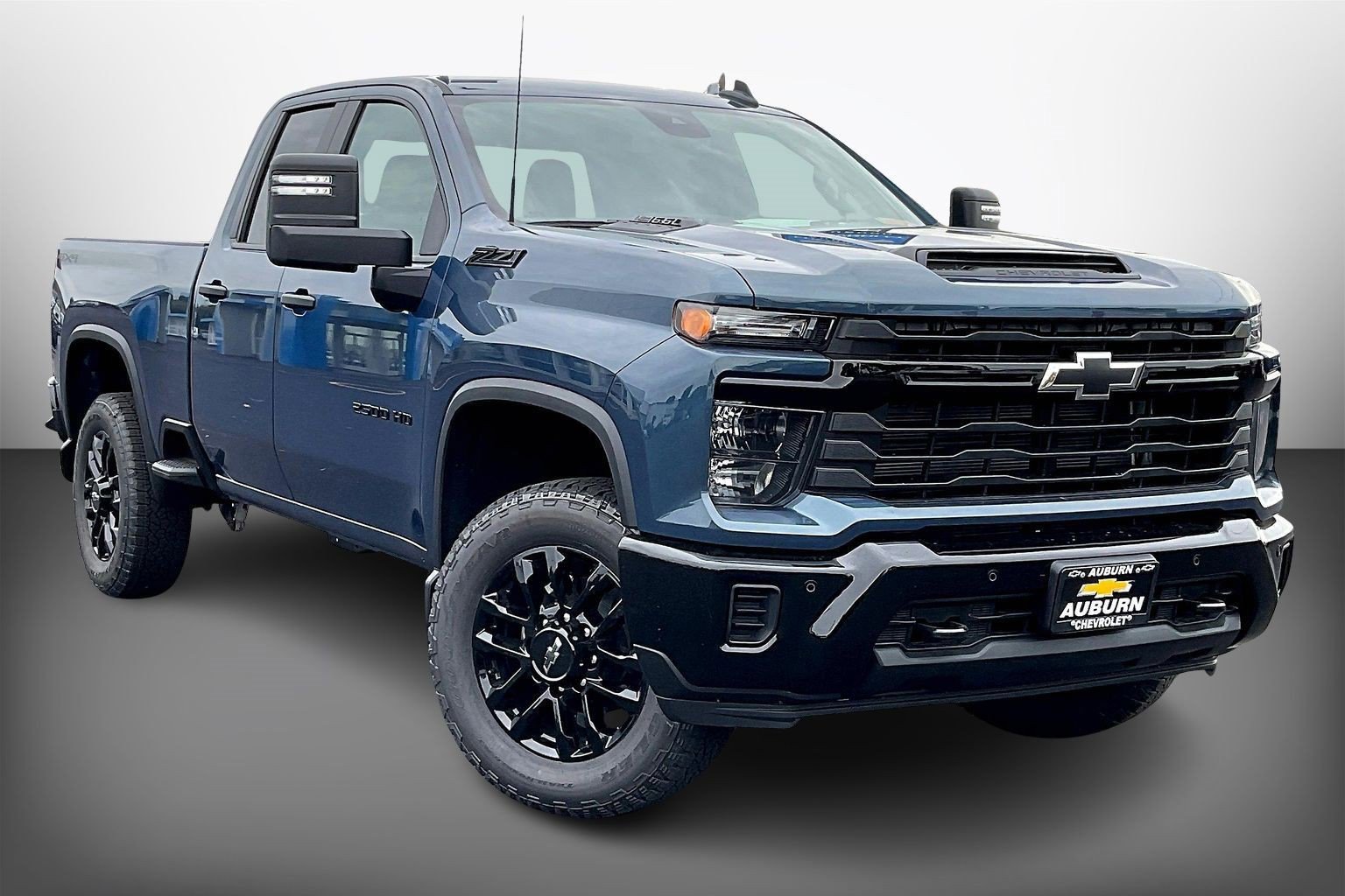 2026 Chevrolet Silverado HD Custom's photo