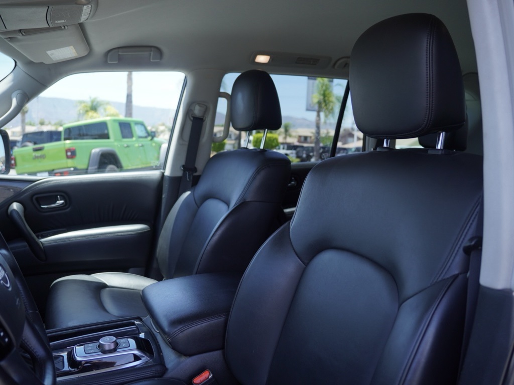2022 Nissan Armada SV photo 26