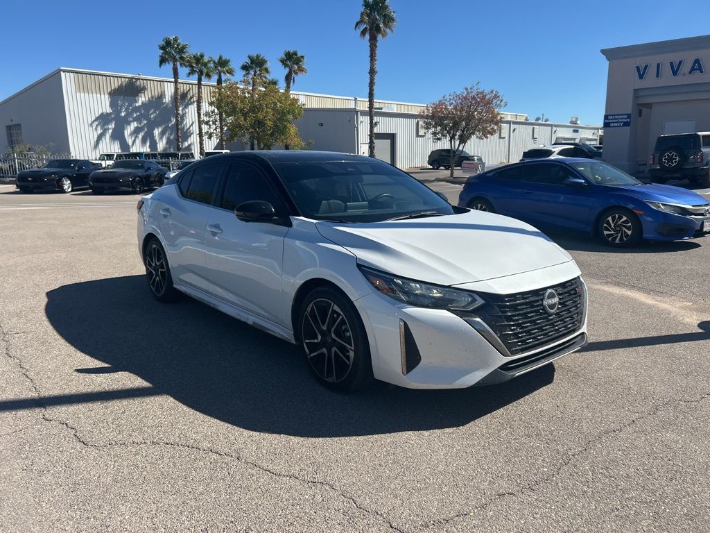 2024 Nissan Sentra SR photo 4