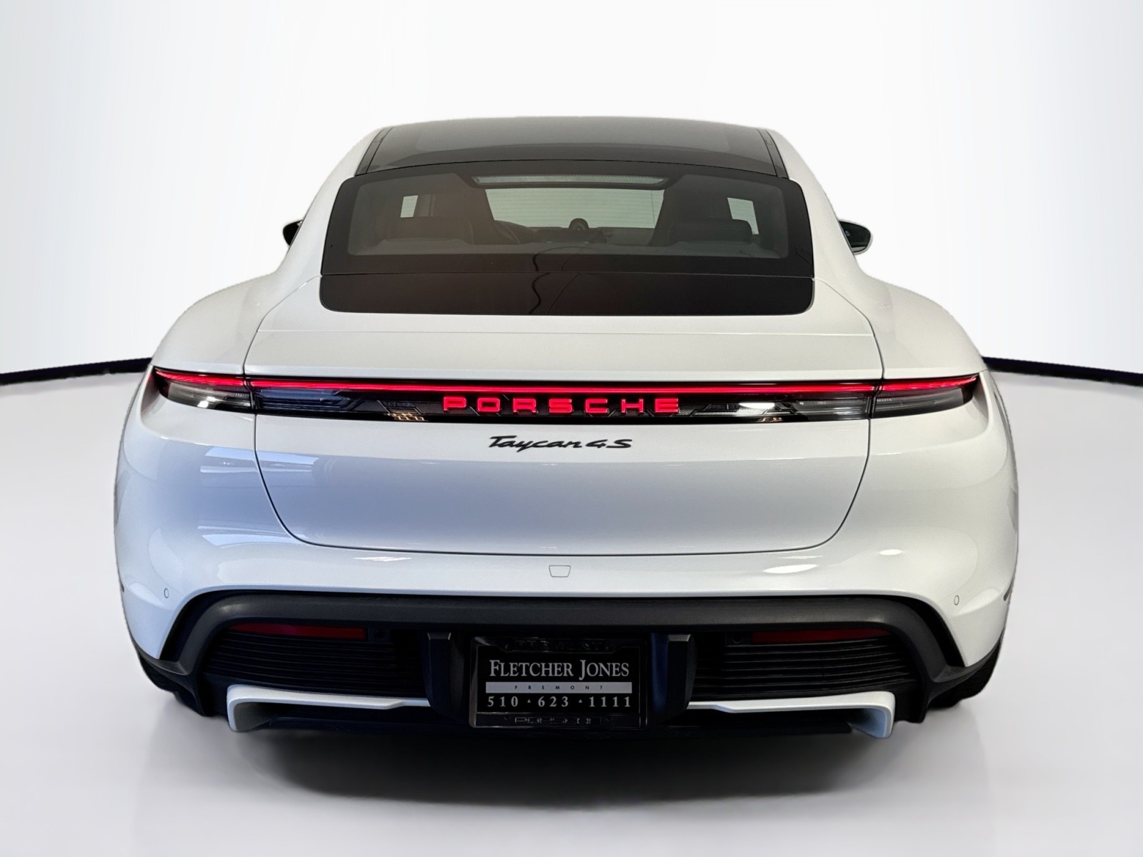 2025 Porsche Taycan 4S photo 10