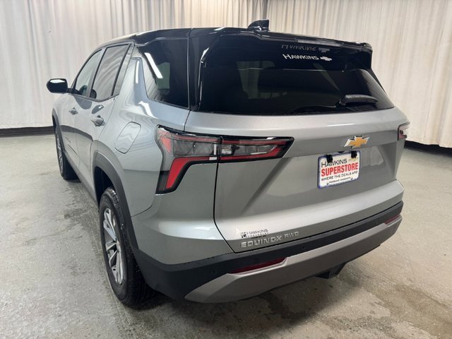 2026 Chevrolet Equinox LT photo 3