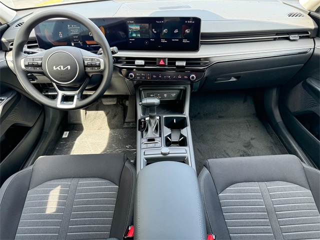 2025 Kia K5 LXS photo 21
