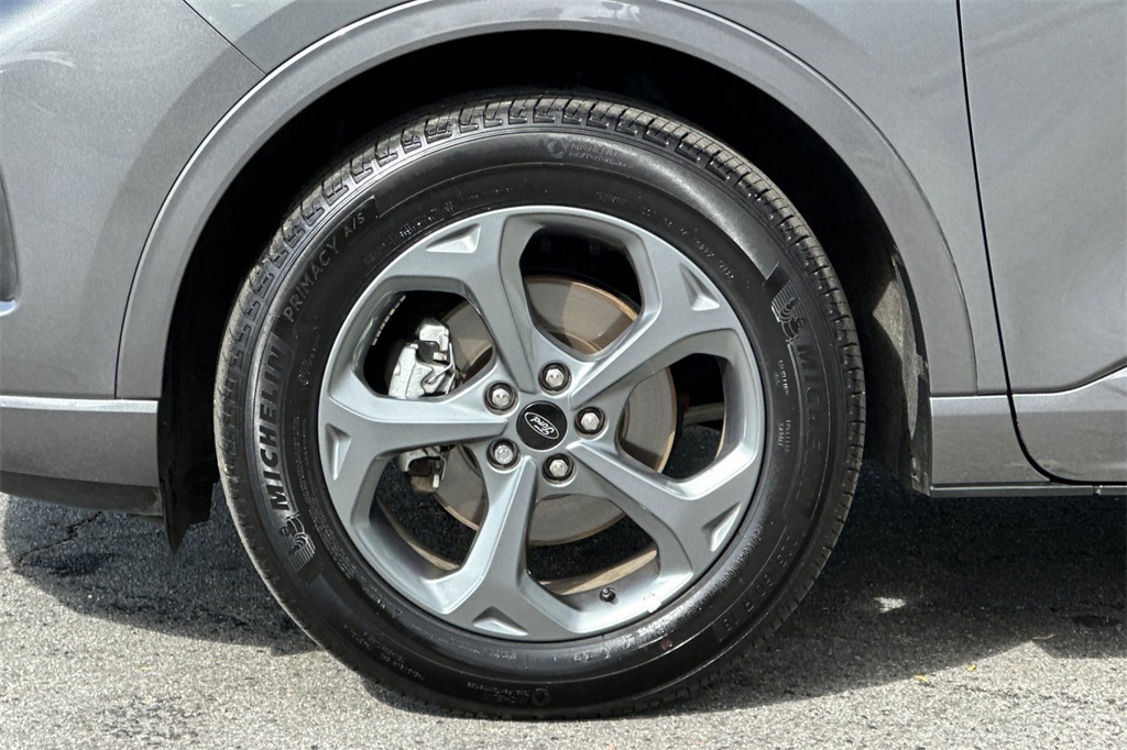 2024 Ford Escape ST-Line photo 26