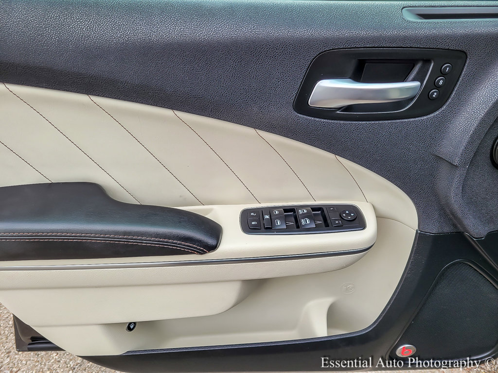 2018 DODGE CHARGER - Image 17