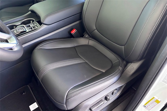 2025 Honda Pilot Touring photo 9