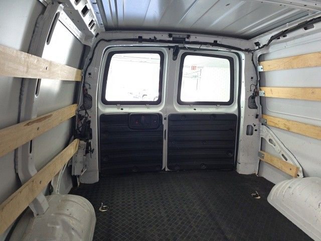 2022 Chevrolet Express Cargo Van 2500 photo 5