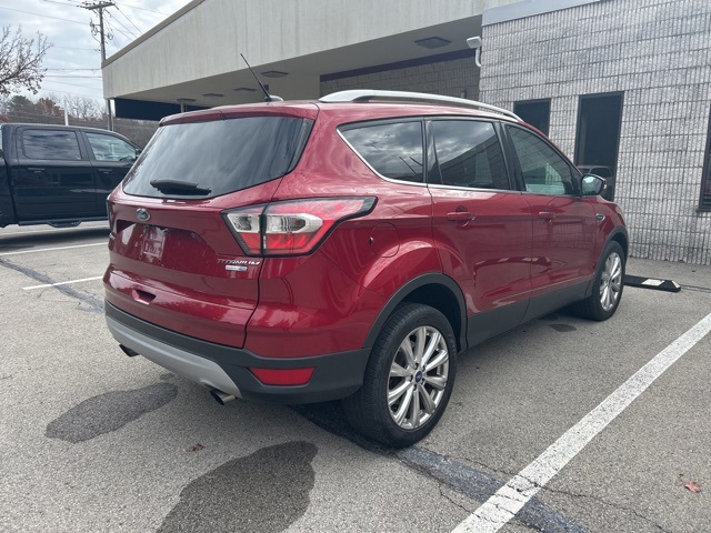 2017 Ford Escape Titanium photo 3