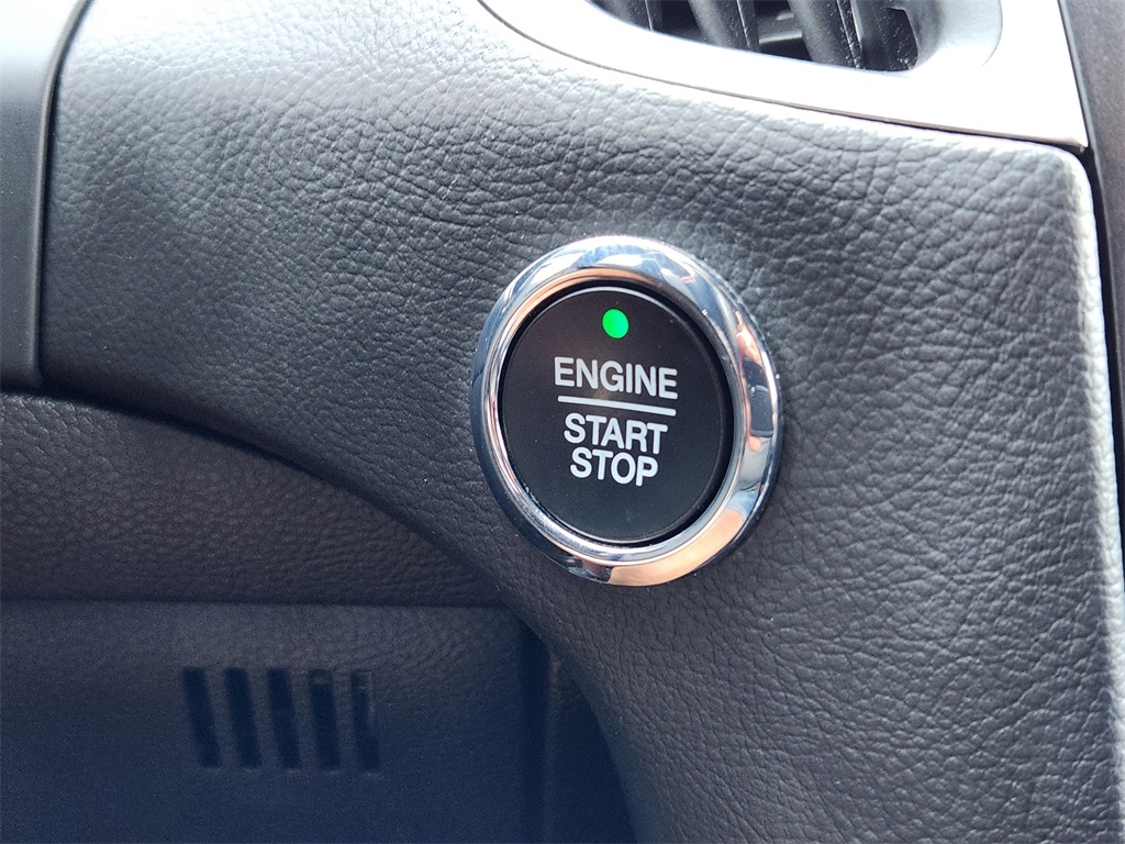 2021 Ford Edge ST-Line photo 23