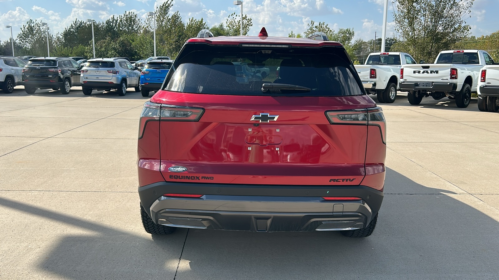 2025 Chevrolet Equinox ACTIV photo 4