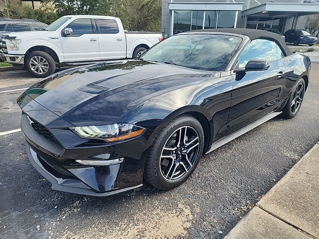 2020 Ford Mustang EcoBoost Premium's photo