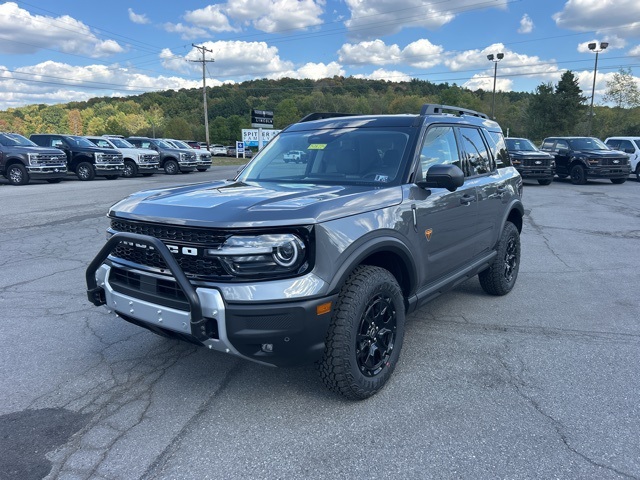 2025 Ford Bronco Sport Badlands photo 2