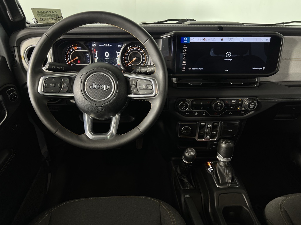 2024 Jeep Wrangler Sahara photo 11