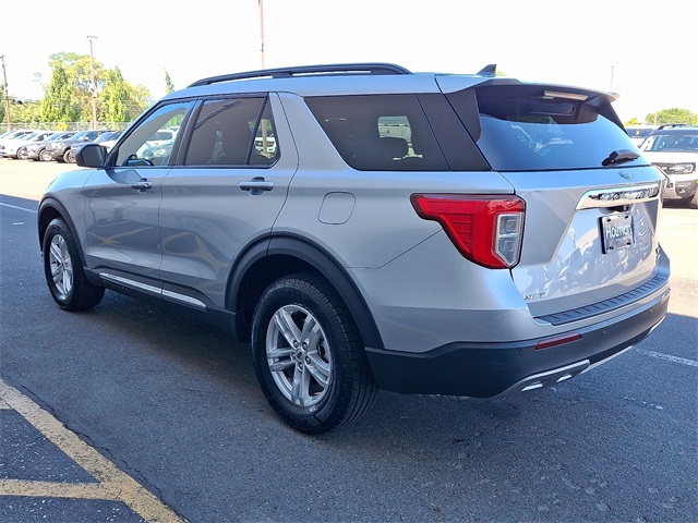 2024 Ford Explorer XLT photo 4