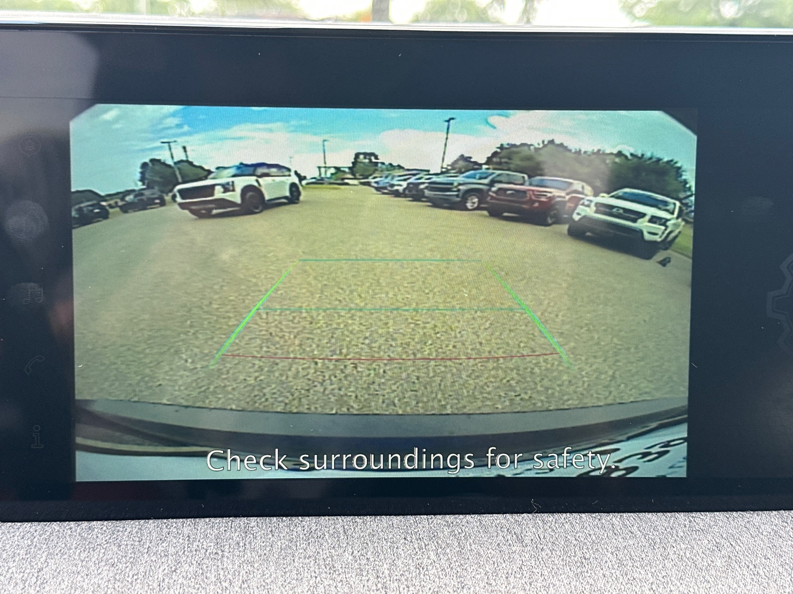 2025 Nissan Kicks SV photo 28