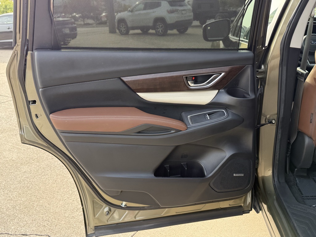 2022 Subaru Ascent Touring photo 18