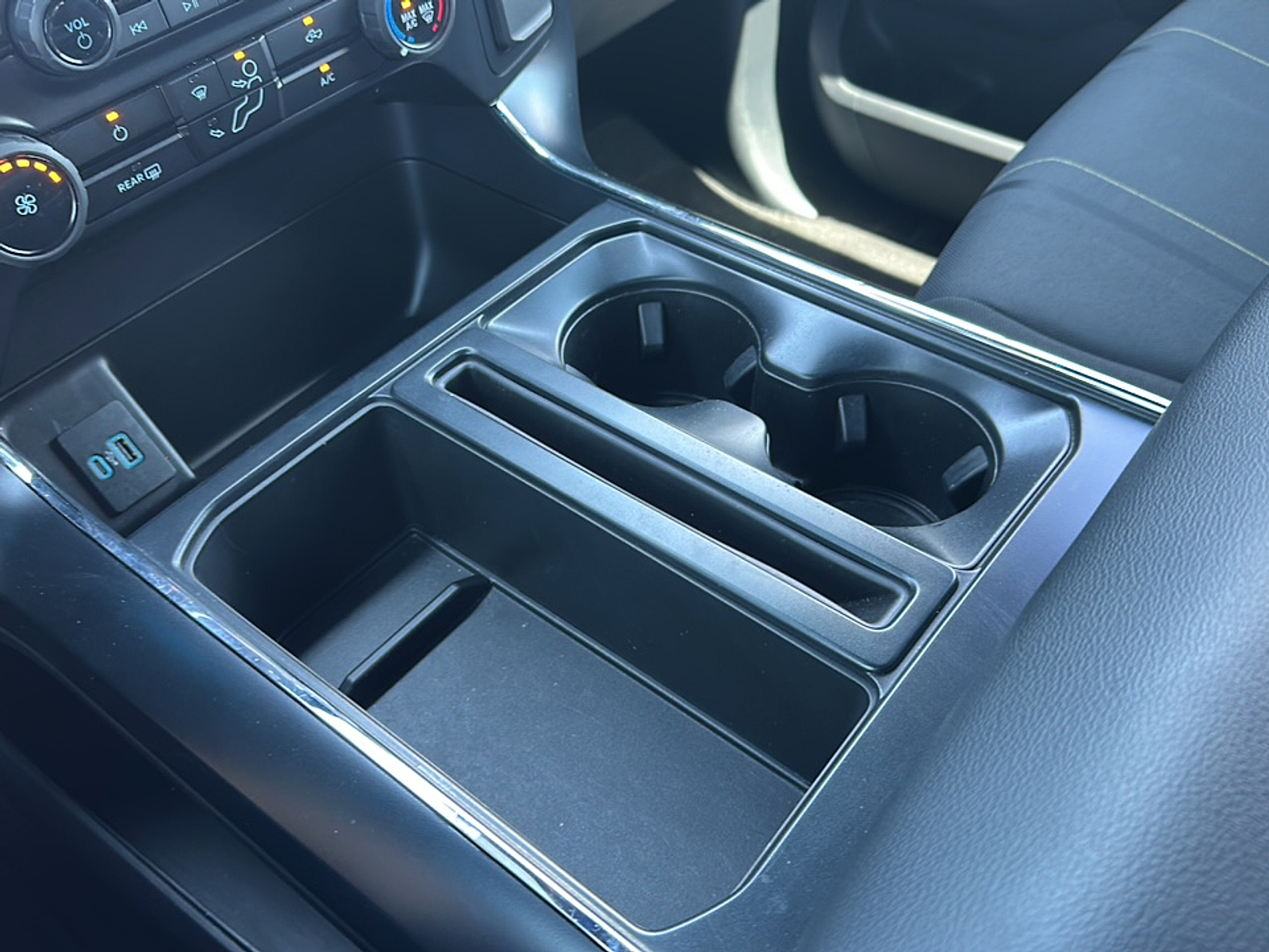 2024 Ford F-150 STX photo 12