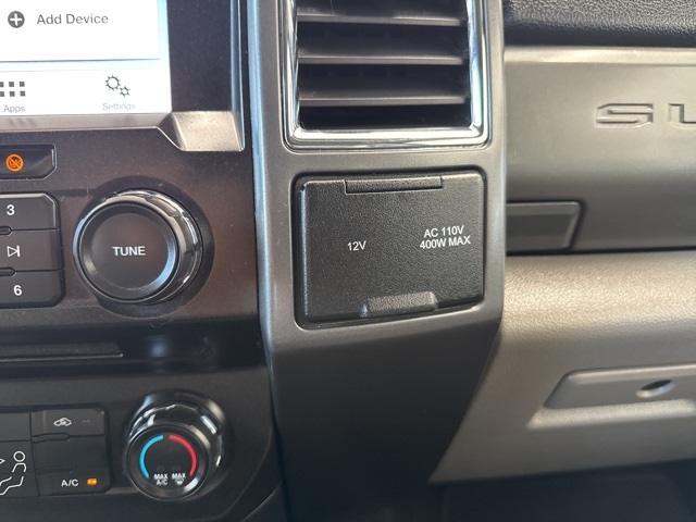 2018 Ford F-350 XLT photo 19