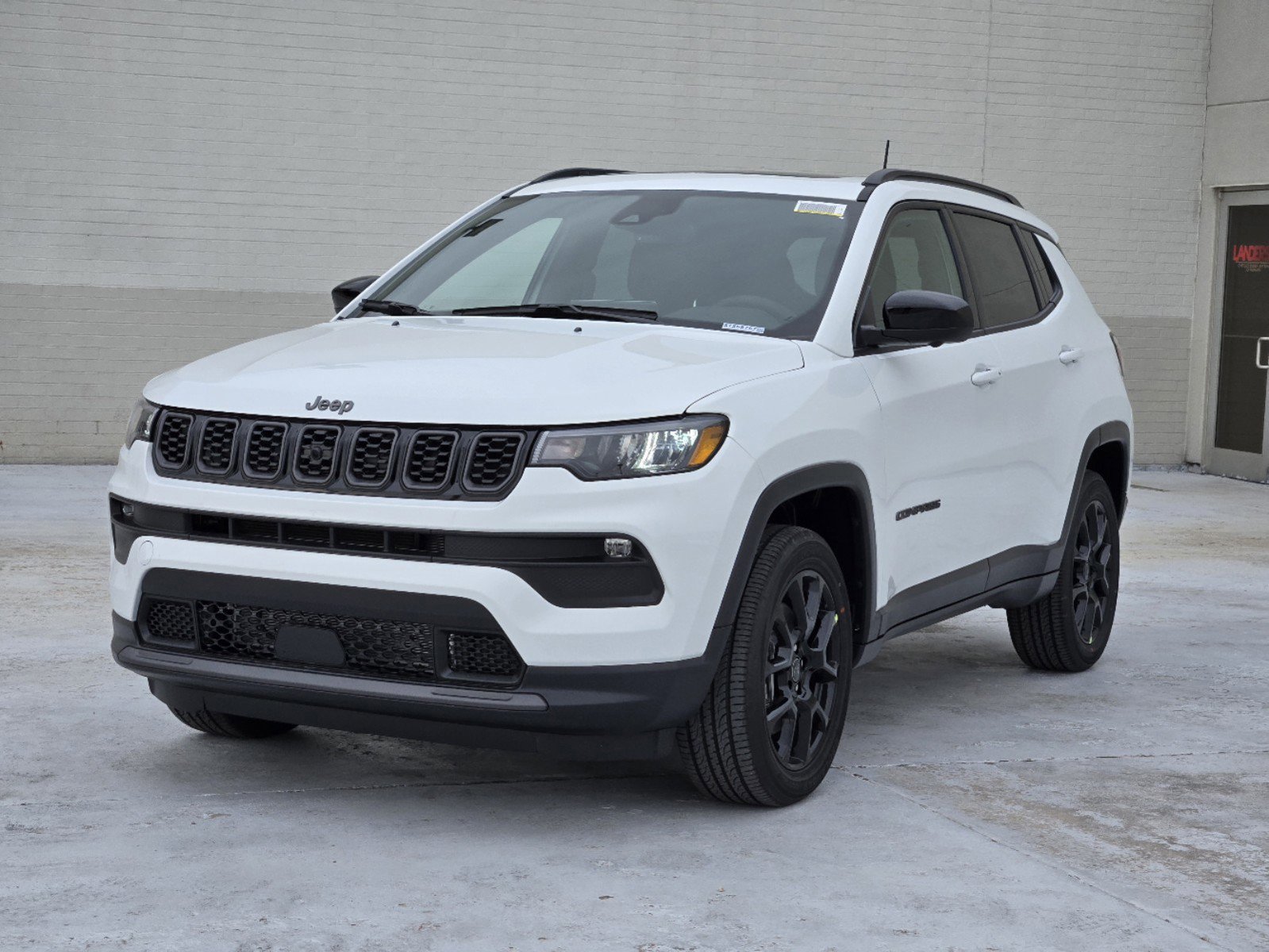 2025 Jeep Compass North Edition Latitude photo 2