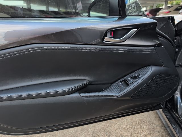 2025 Mazda MX-5 Miata Miata RF Grand Touring photo 16