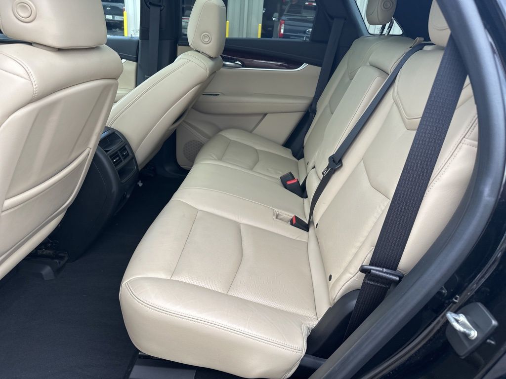 2017 Cadillac XT5 Luxury photo 32