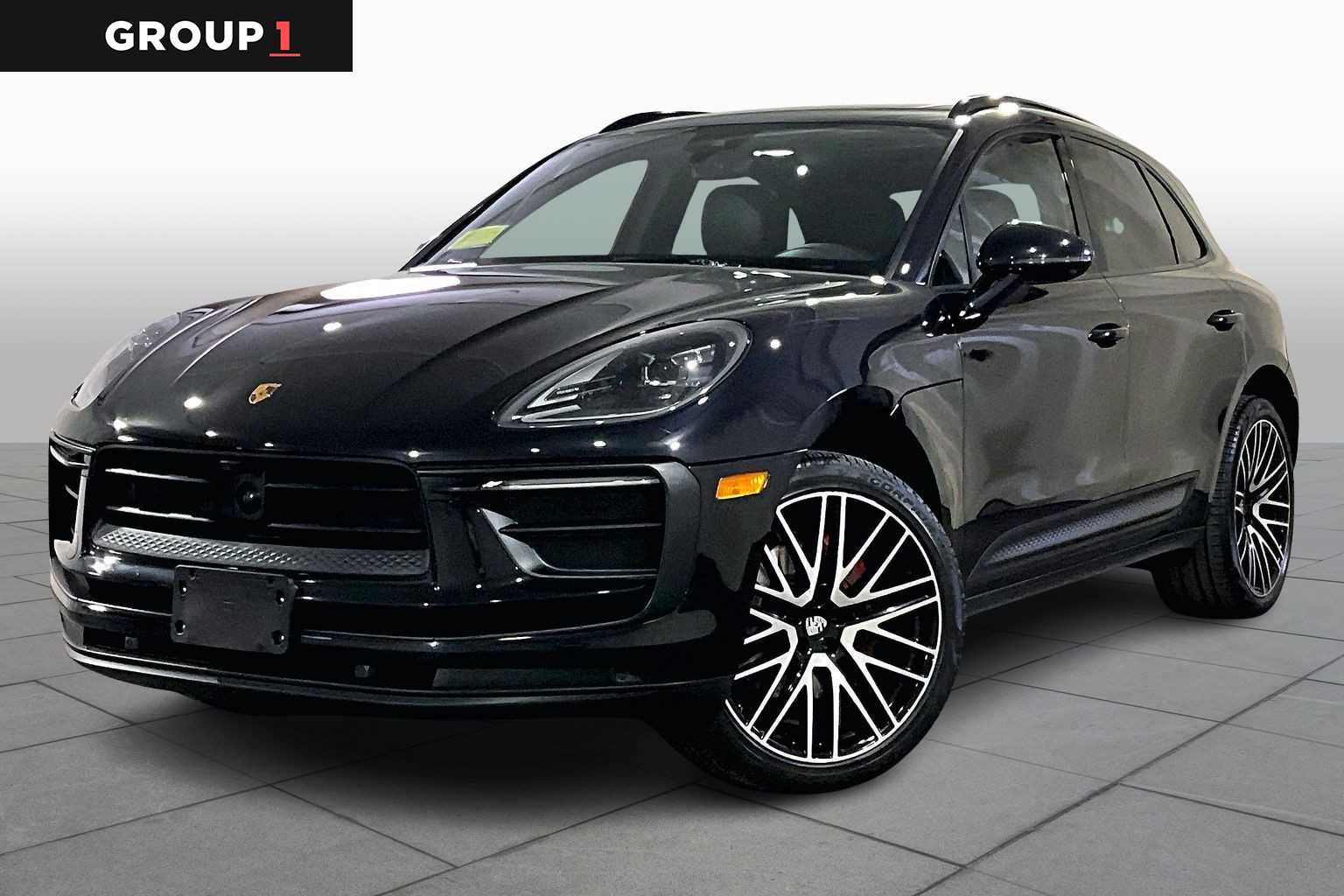 2022 Porsche Macan Base