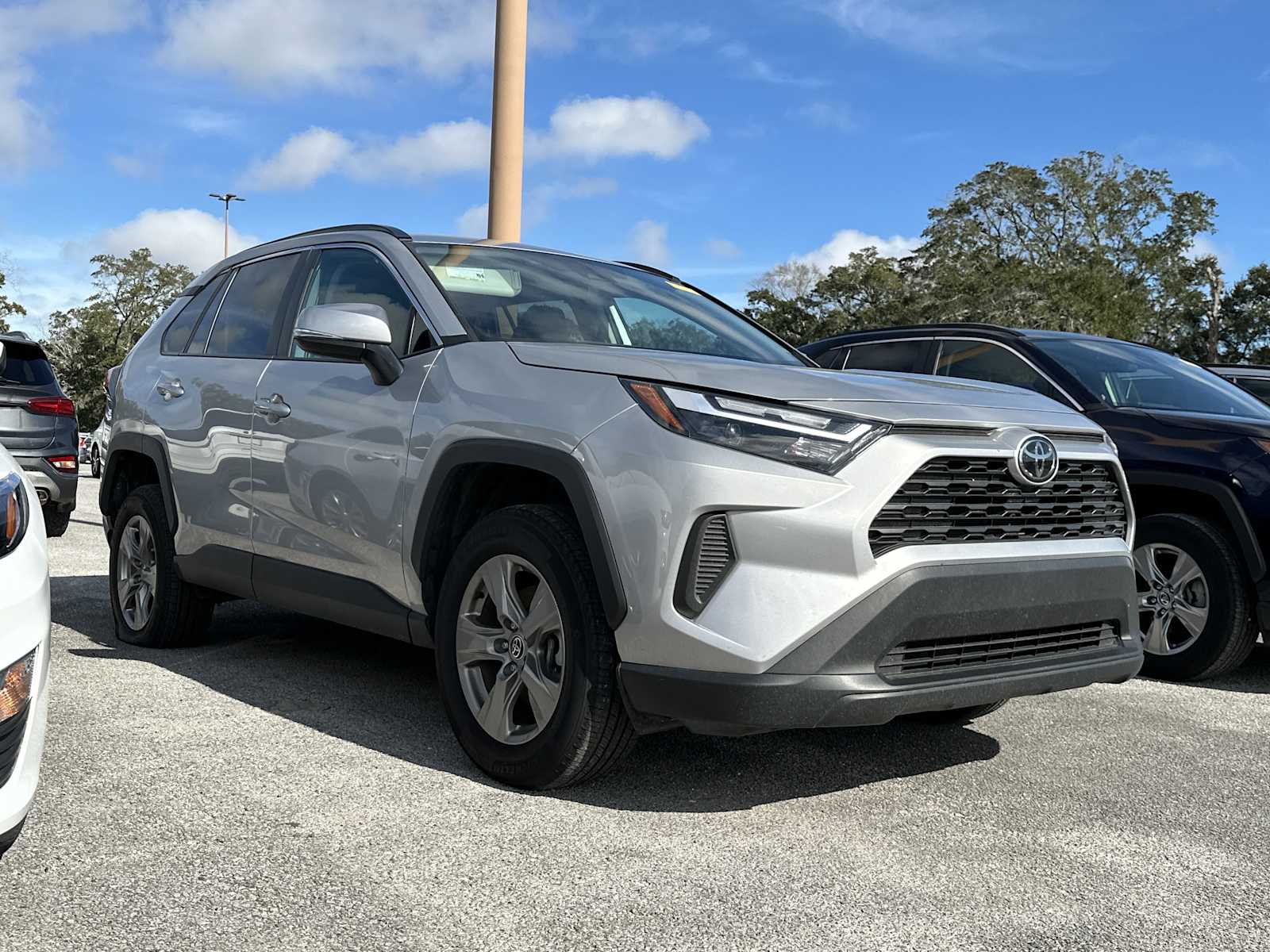 Used 2024 Toyota RAV4 XLE with VIN 2T3W1RFVXRW334852 for sale in Northfield, Minnesota