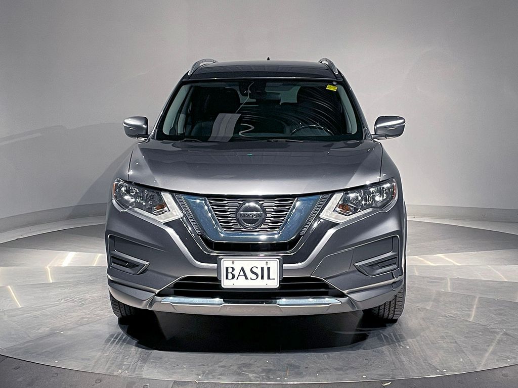 2020 Nissan Rogue SV photo 4