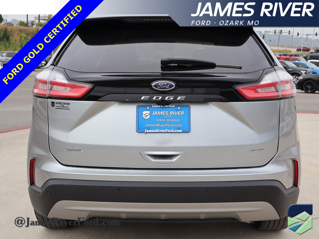 2024 Ford Edge SEL photo 4