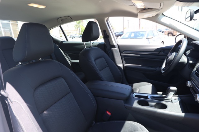 2025 Nissan Altima 2.5 S photo 17