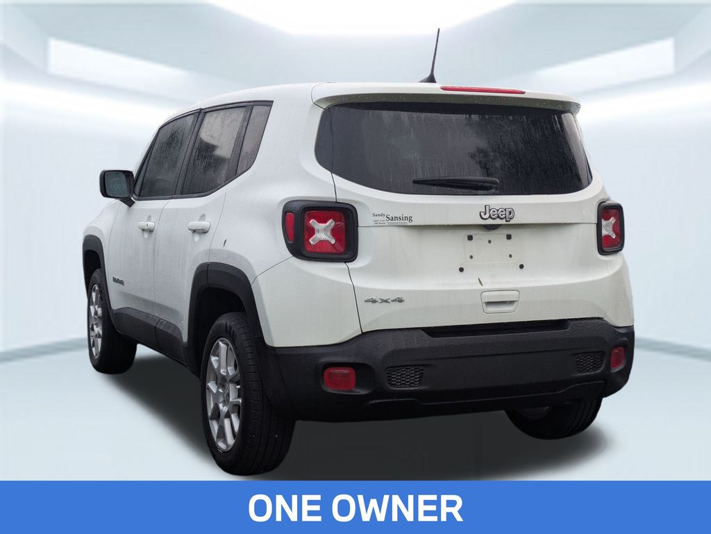 2023 Jeep Renegade Latitude photo 4
