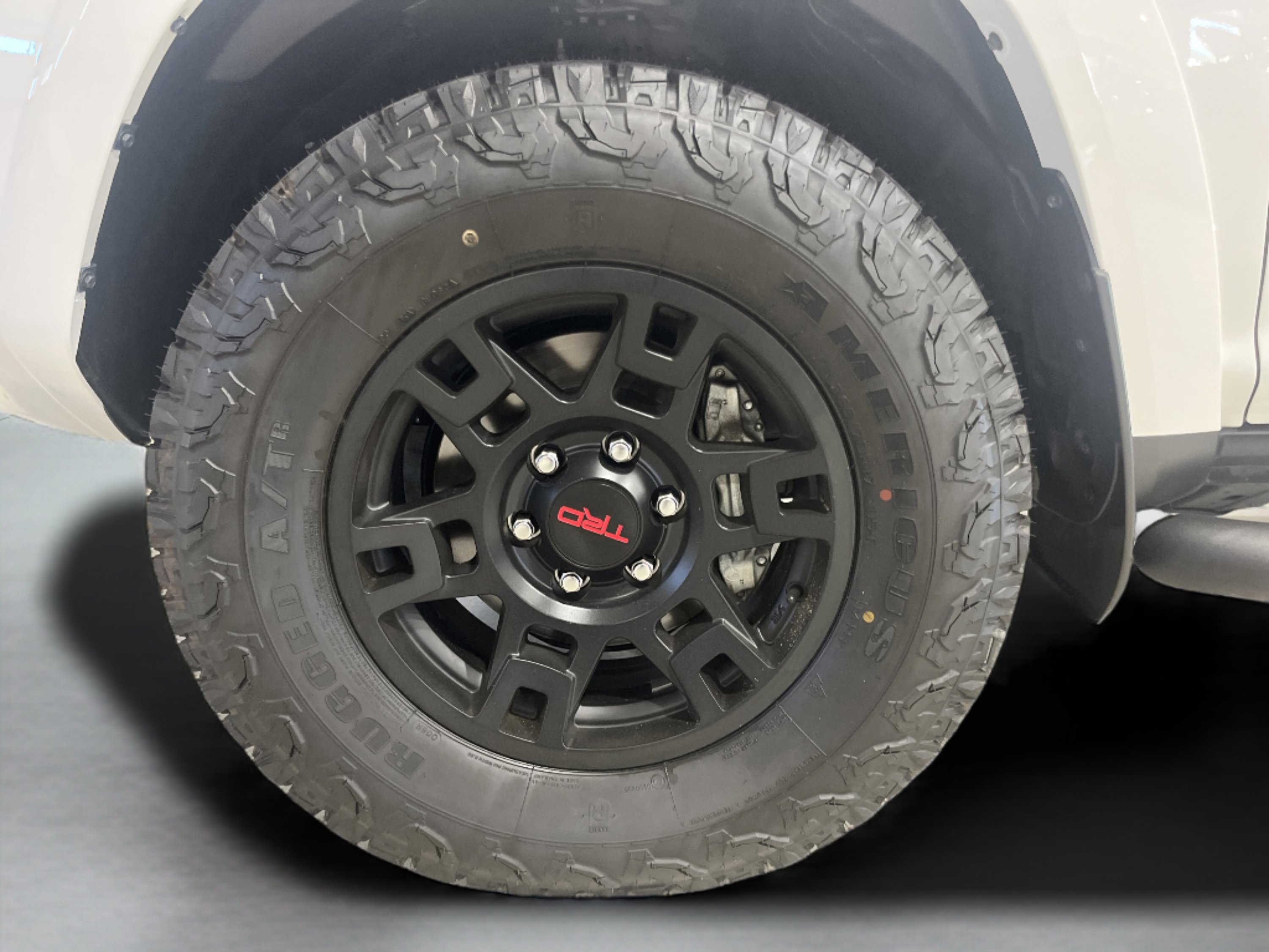 2022 Toyota 4Runner SR5 Premium photo 8