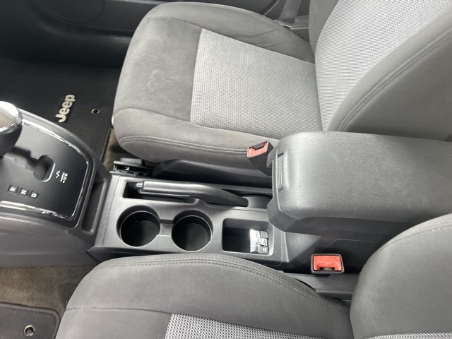2017 Jeep Patriot Latitude photo 17