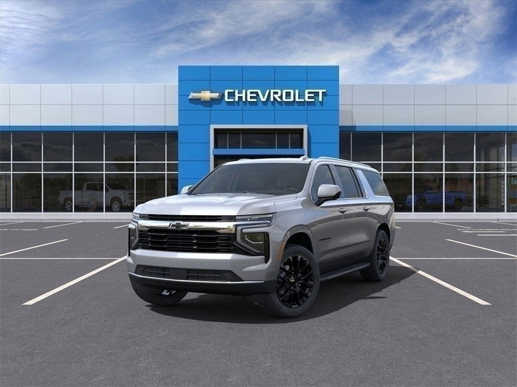 2025 Chevrolet Suburban LS photo 8