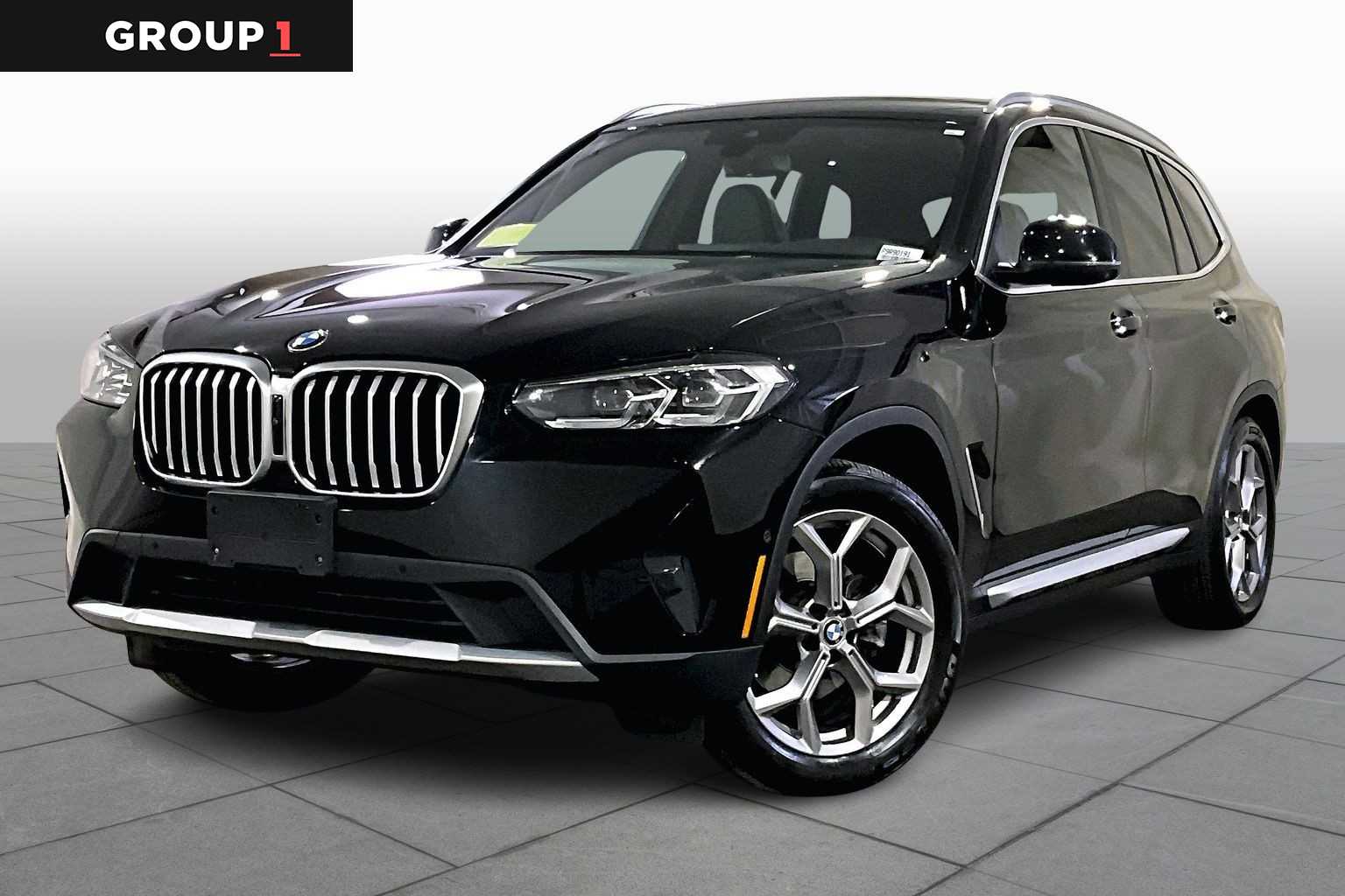 2023 BMW X3 30i's photo