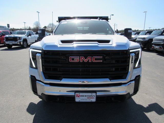 2025 Gmc Sierra 3500 HD Pro photo 4