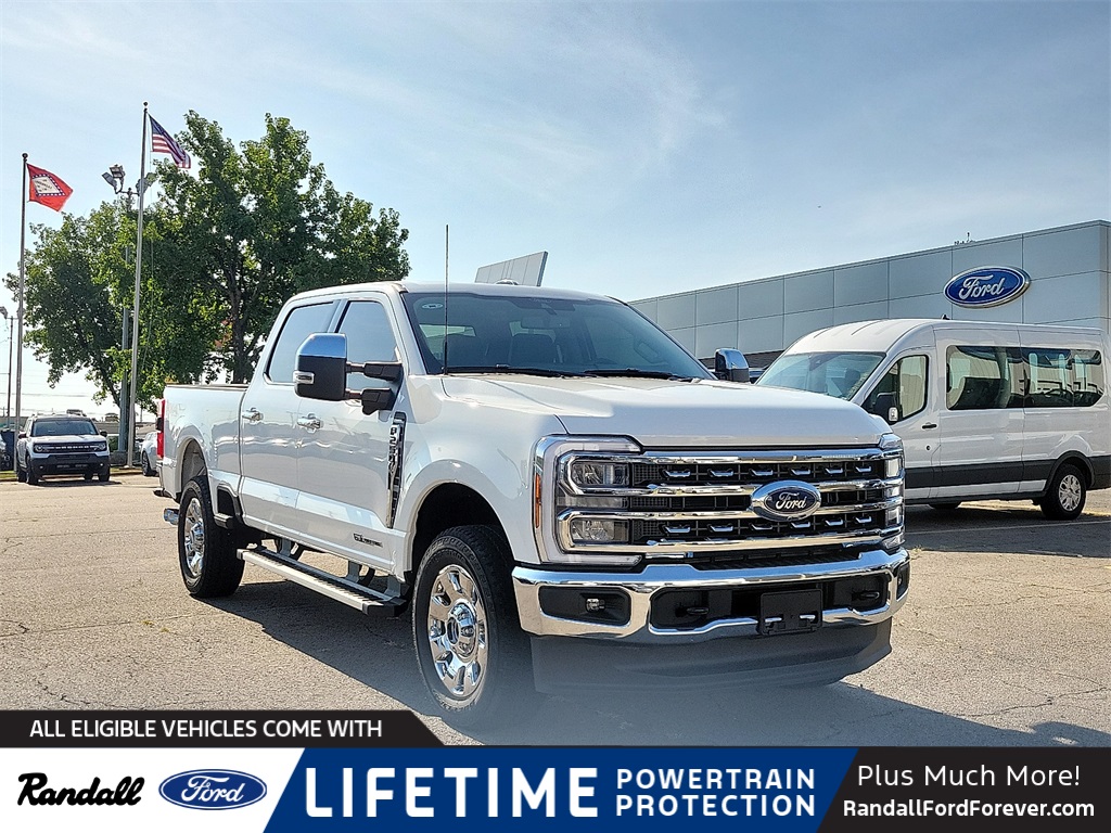 2025 Ford F-250 Super Duty Lariat's photo