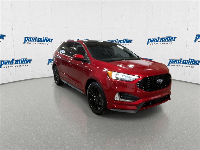 2023 Ford Edge ST photo 3
