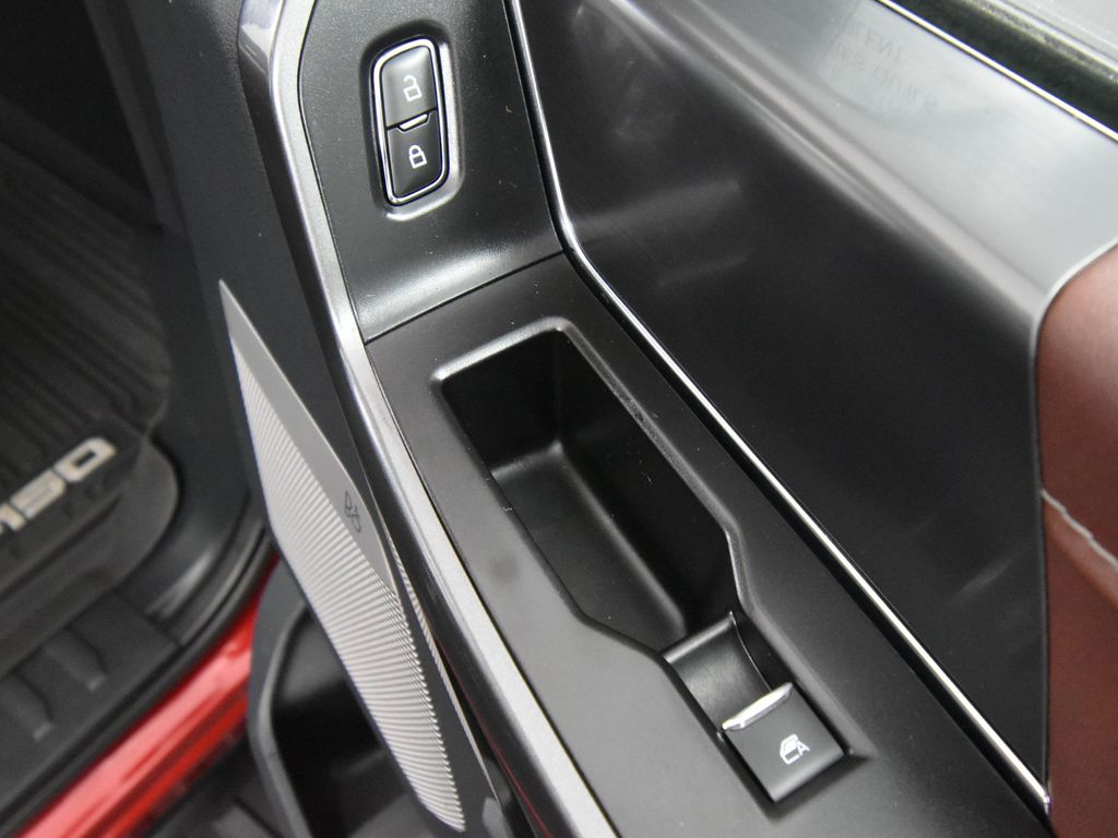 2021 Ford F-150 Lariat photo 40