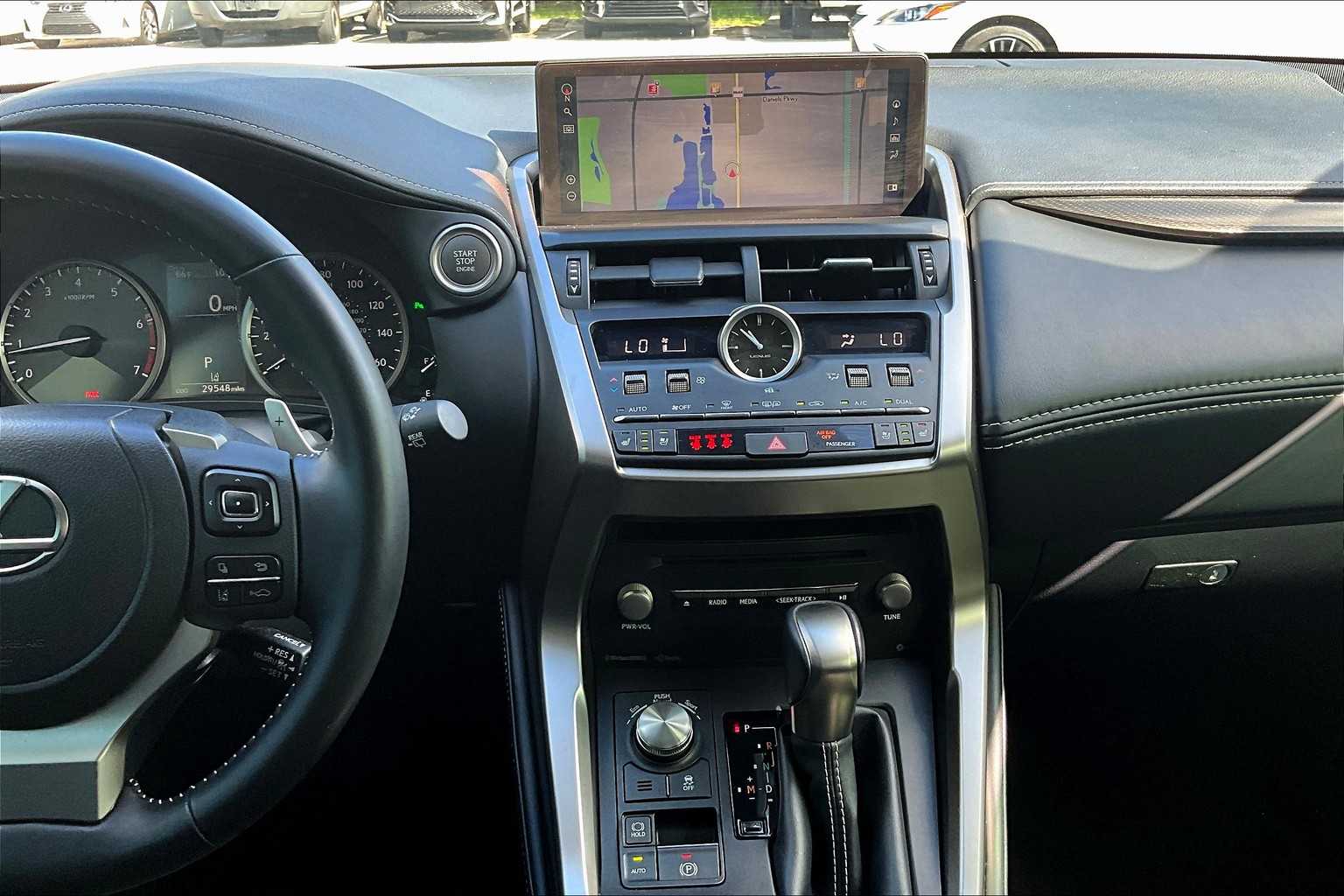 2021 Lexus NX 300 photo 6