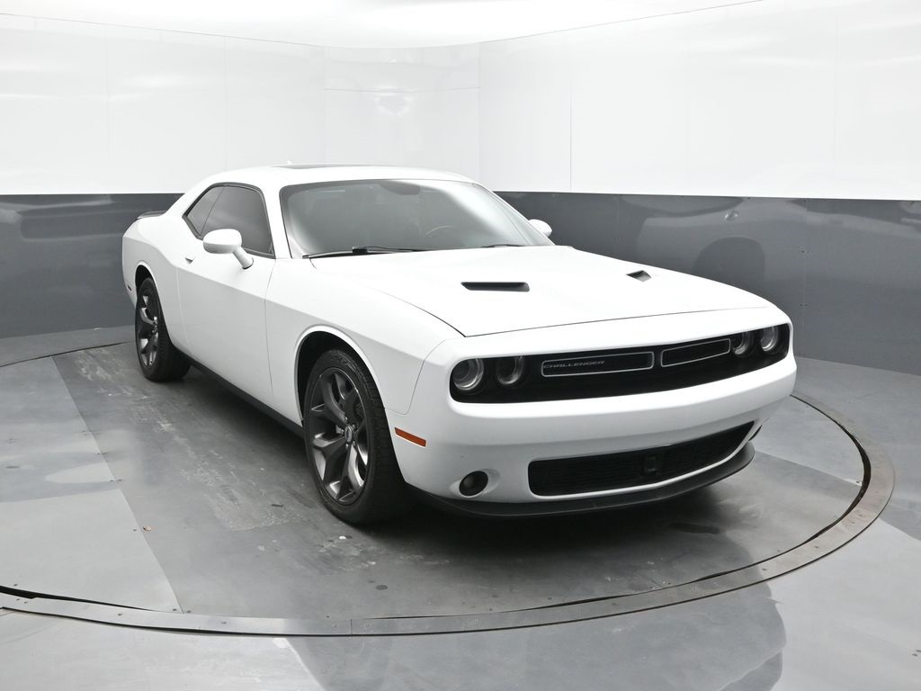 2018 Dodge Challenger SXT photo 19