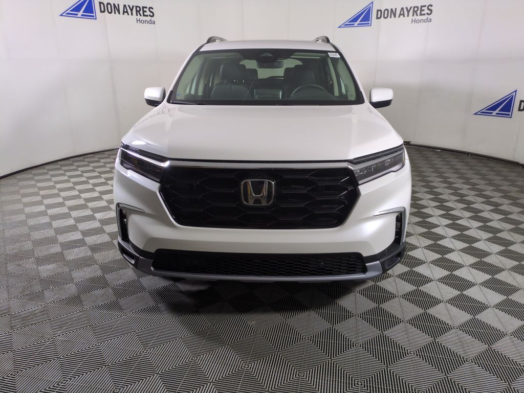 2025 Honda Pilot Touring photo 7