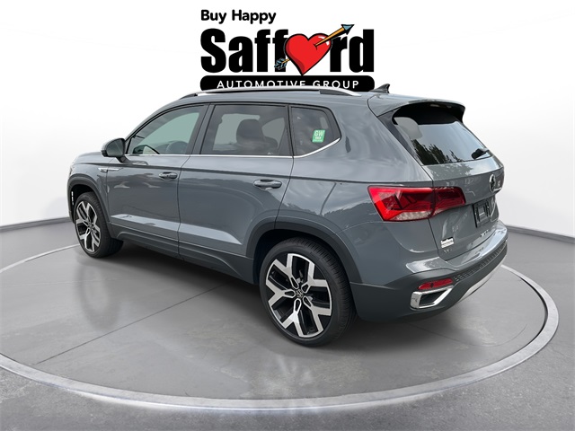 2022 Volkswagen Taos SEL photo 7