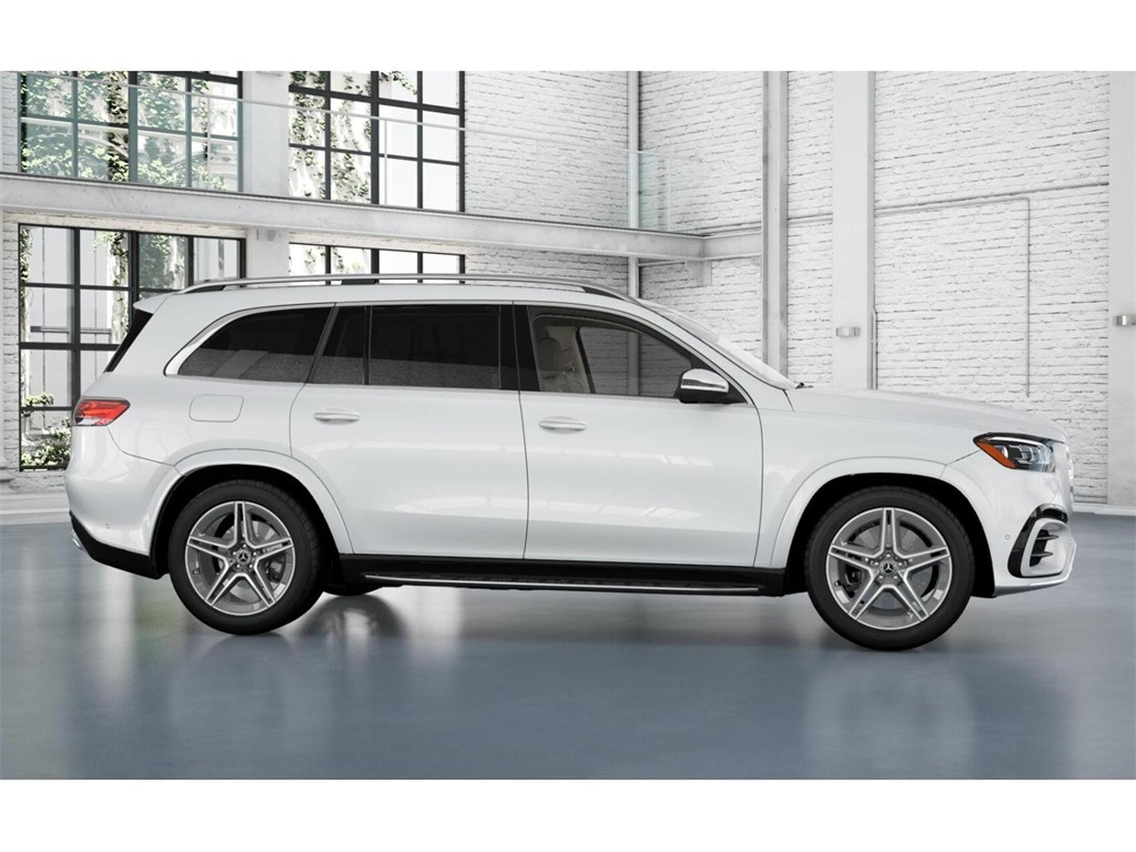 2026 Mercedes Benz GLS 450 4MATIC photo 14