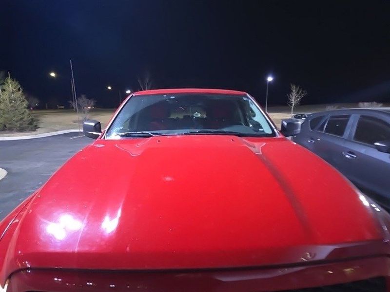 2016 RAM 1500 - Image 2