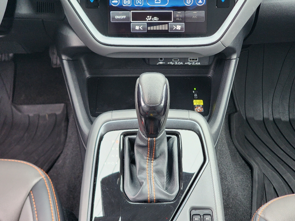 2025 Subaru Crosstrek Limited photo 11