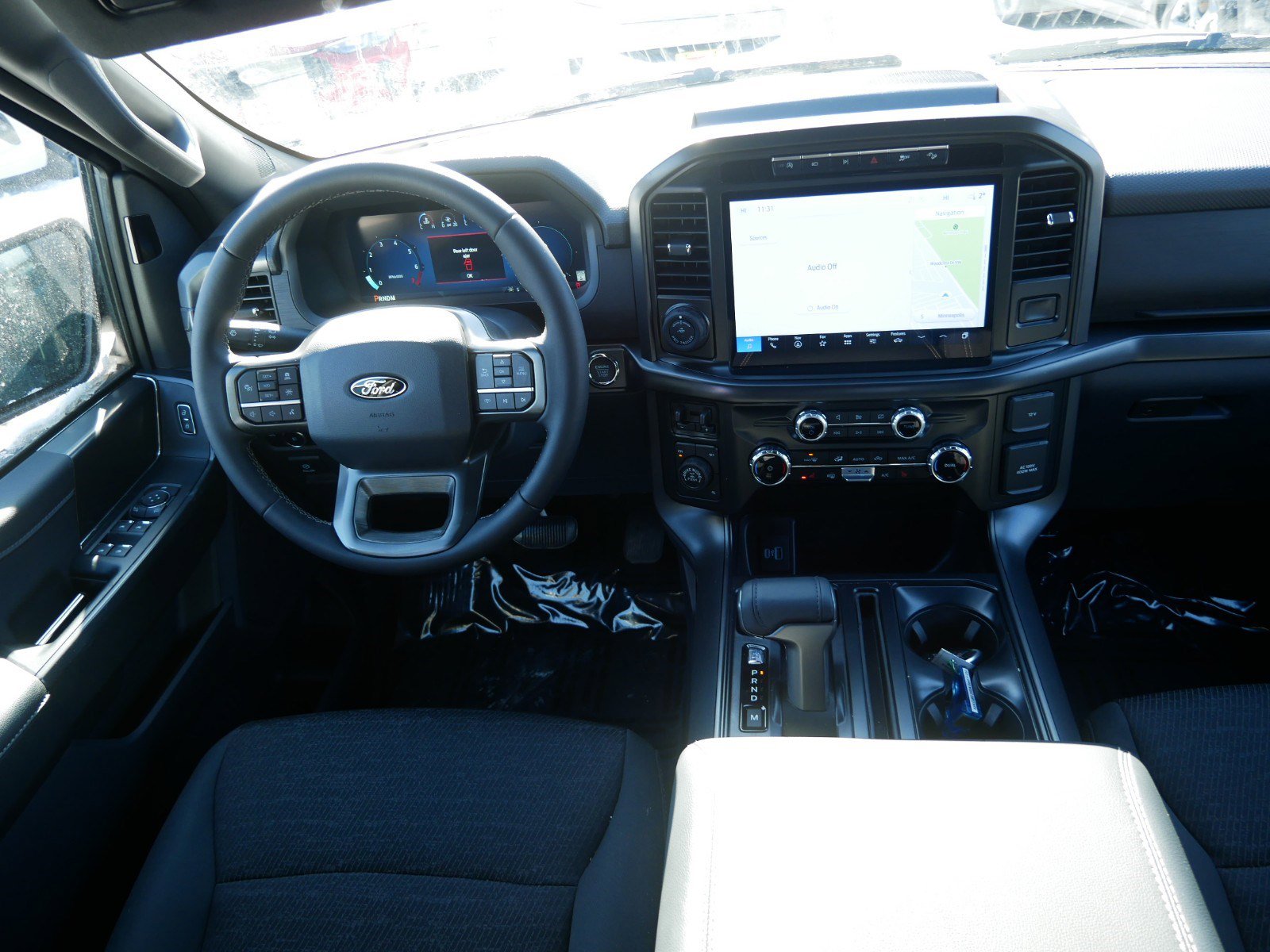 2024 Ford F-150 XLT photo 8