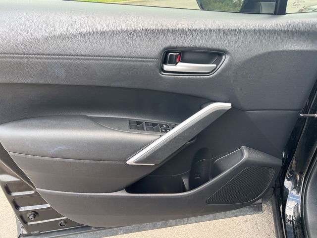 2022 Toyota Corolla Cross XLE photo 20