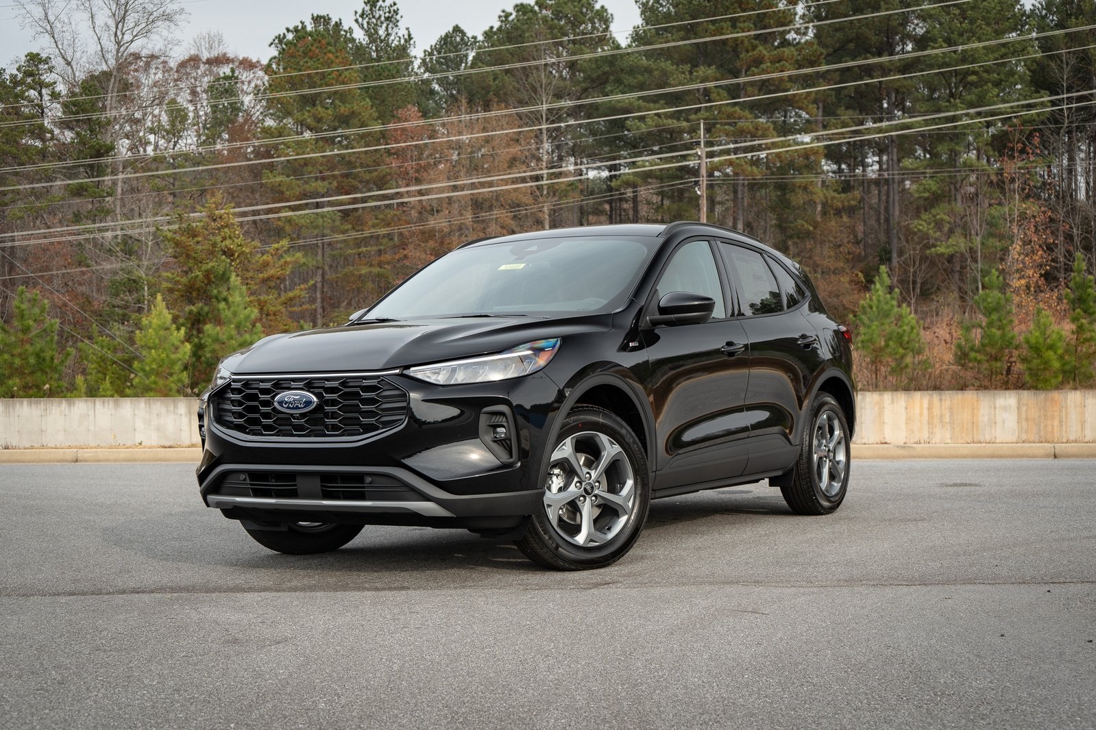 2026 Ford Escape ST-Line Select's photo