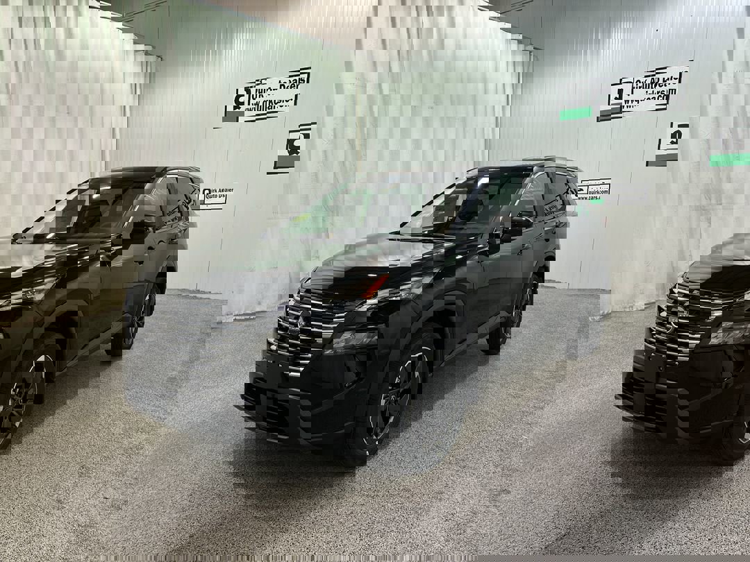 2026 Nissan Rogue SV photo 4